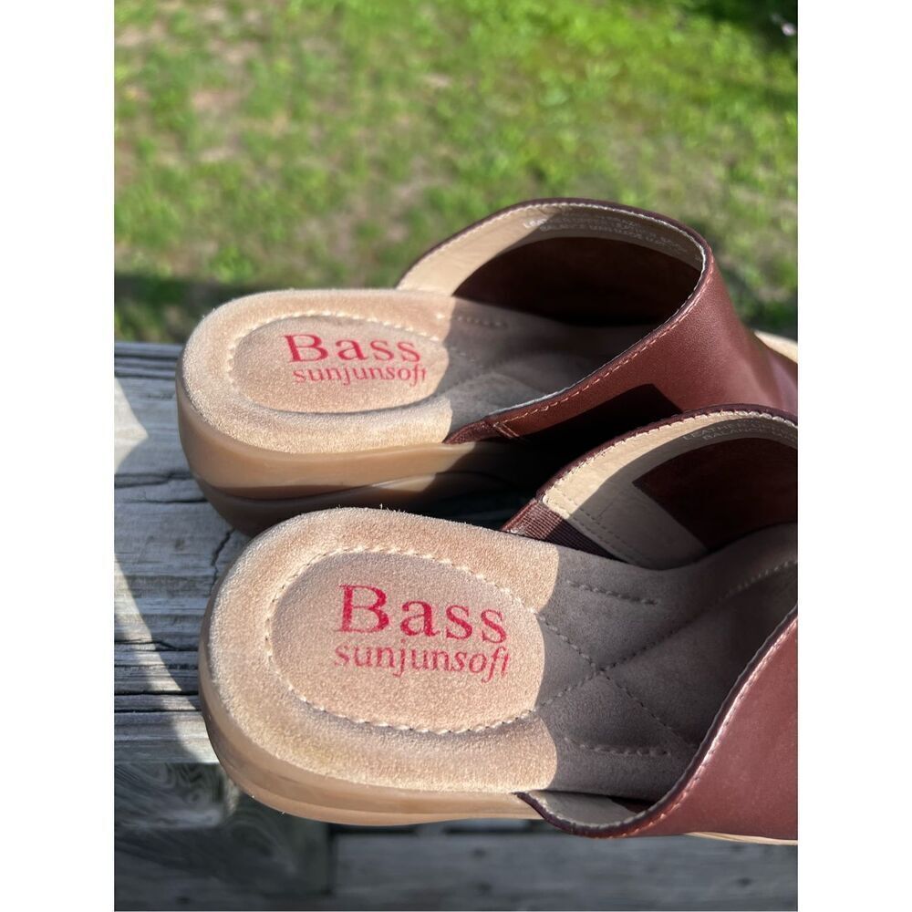 Bass Sandals - Picture 8 of 8
